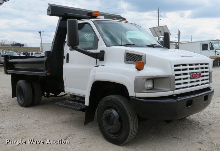 image for item DI2120 2004 GMC C4500 dump truck