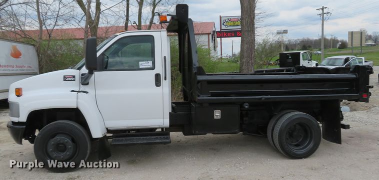 image for item DI2120 2004 GMC C4500 dump truck