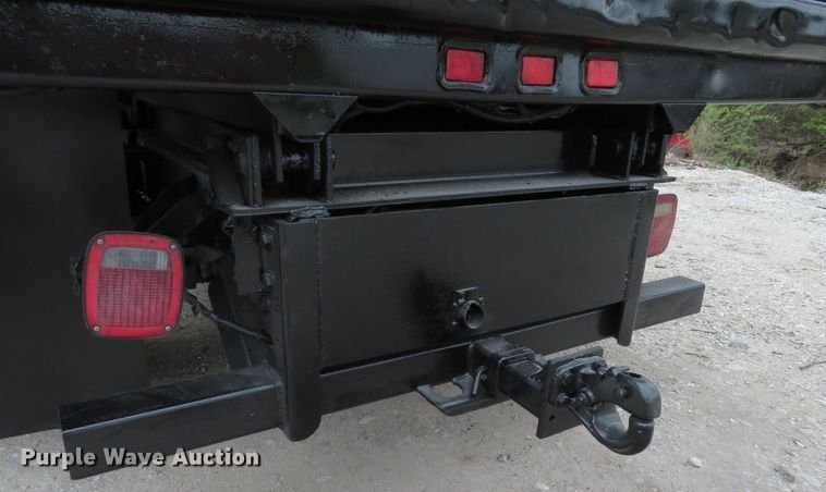 image for item DI2120 2004 GMC C4500 dump truck