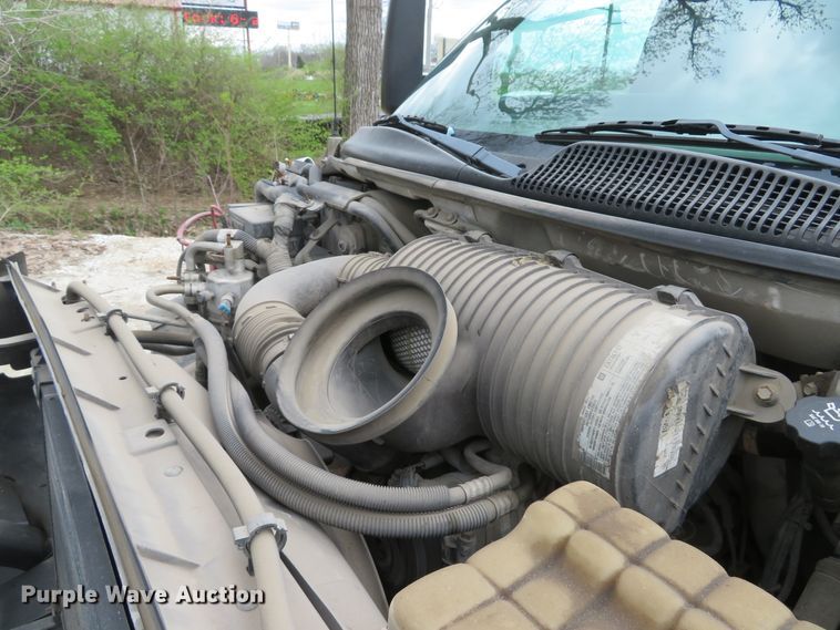 image for item DI2120 2004 GMC C4500 dump truck