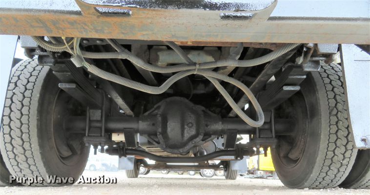 image for item DI2120 2004 GMC C4500 dump truck