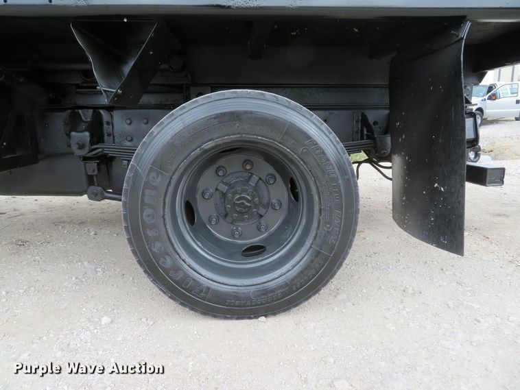 image for item DI2120 2004 GMC C4500 dump truck