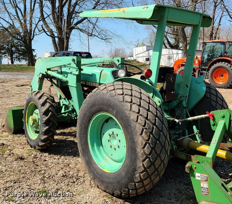 image for item EL9800 John Deere 2155 tractor