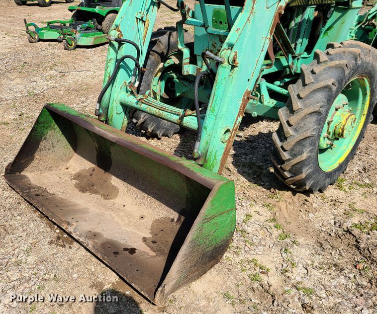 image for item EL9800 John Deere 2155 tractor
