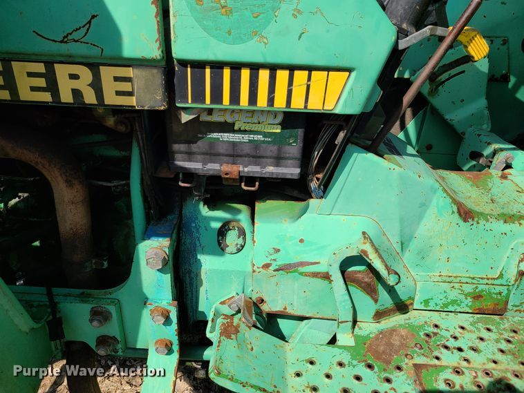 image for item EL9800 John Deere 2155 tractor