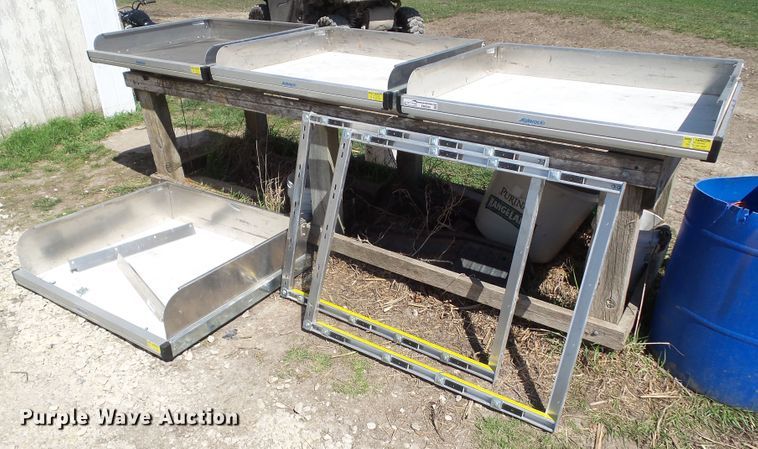 image for item EM9965 Katerack van shelving