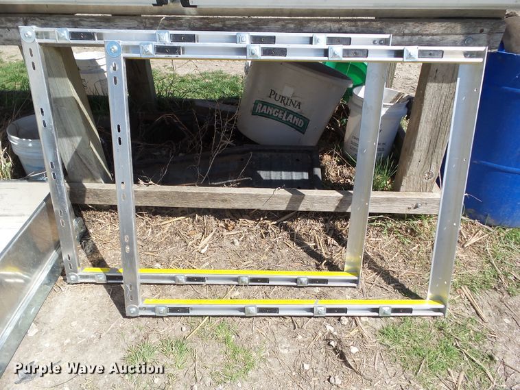 image for item EM9965 Katerack van shelving