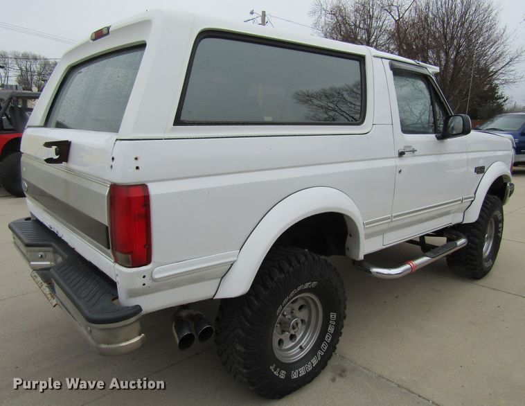 image for item FD9396 1995 Ford Bronco  SUV