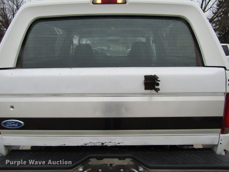 image for item FD9396 1995 Ford Bronco  SUV