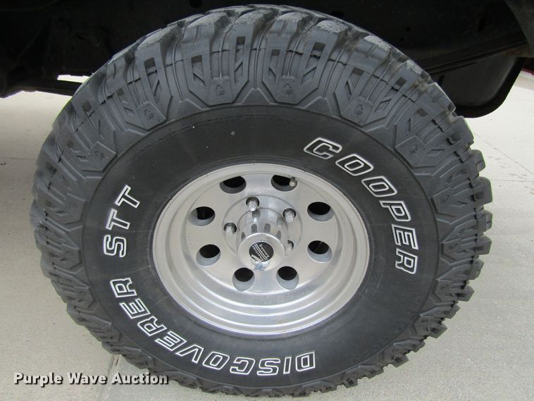 image for item FD9396 1995 Ford Bronco  SUV