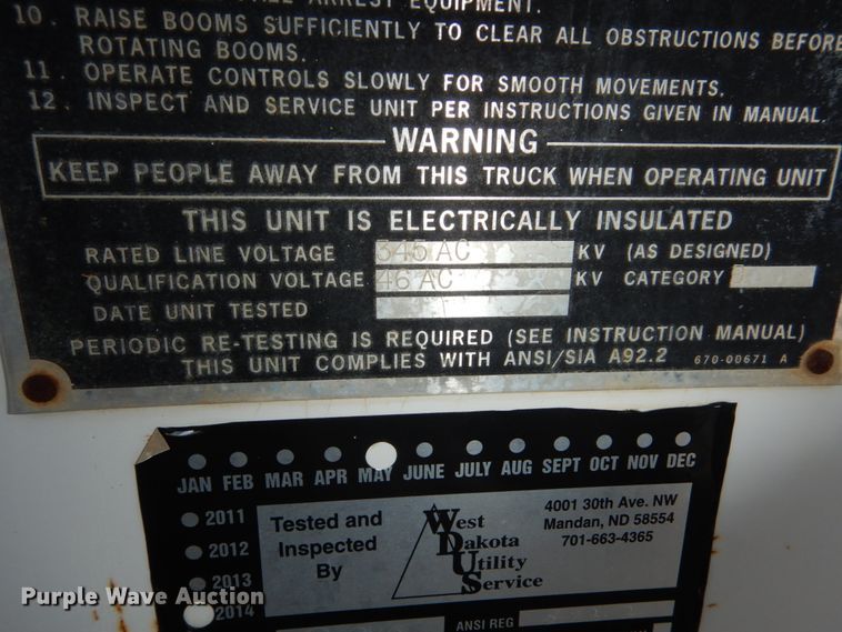 image for item FU9137 2000 Ford F650 Super Duty bucket truck