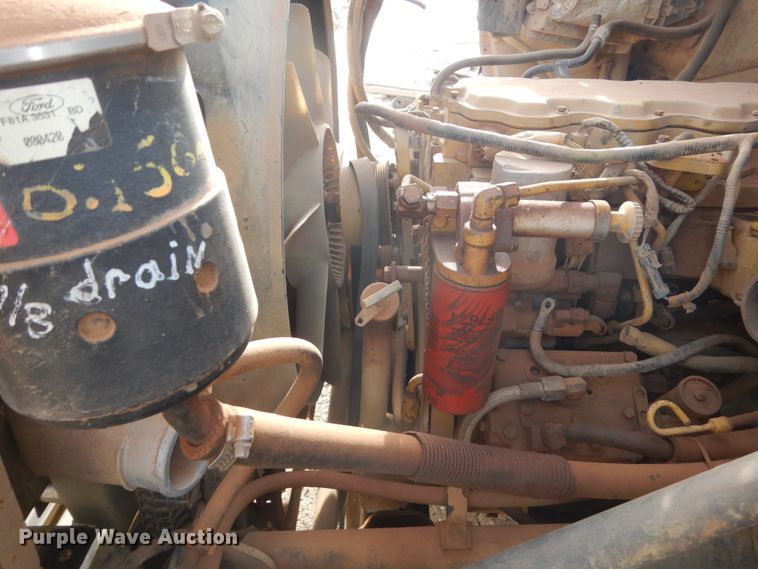 image for item FU9137 2000 Ford F650 Super Duty bucket truck