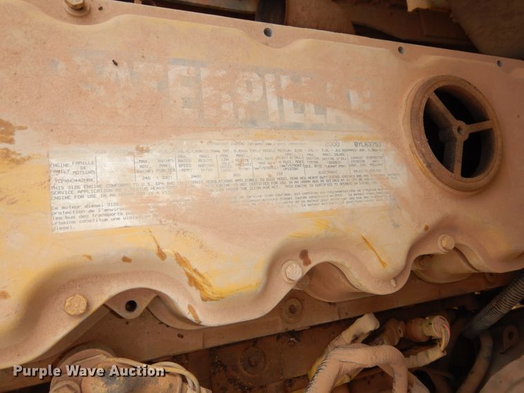 image for item FU9137 2000 Ford F650 Super Duty bucket truck