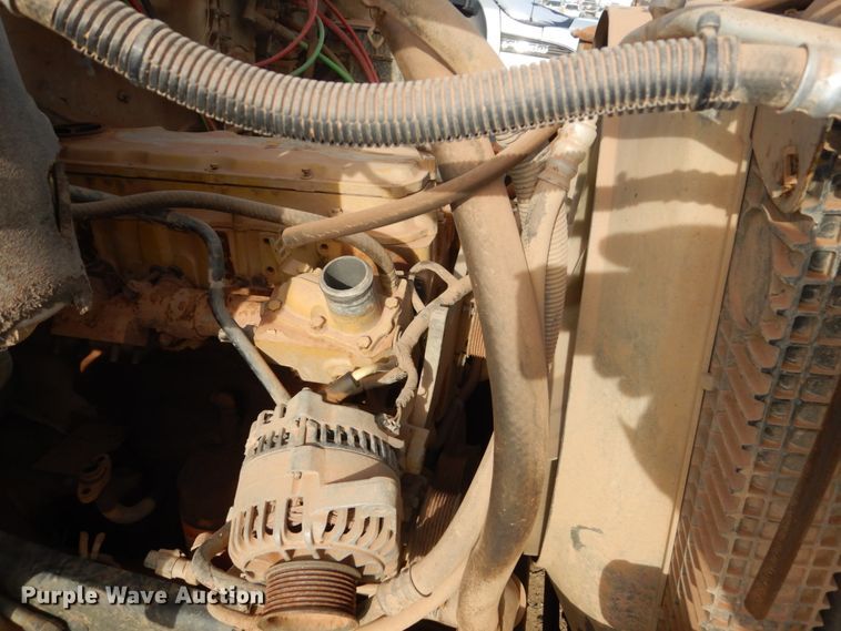 image for item FU9137 2000 Ford F650 Super Duty bucket truck