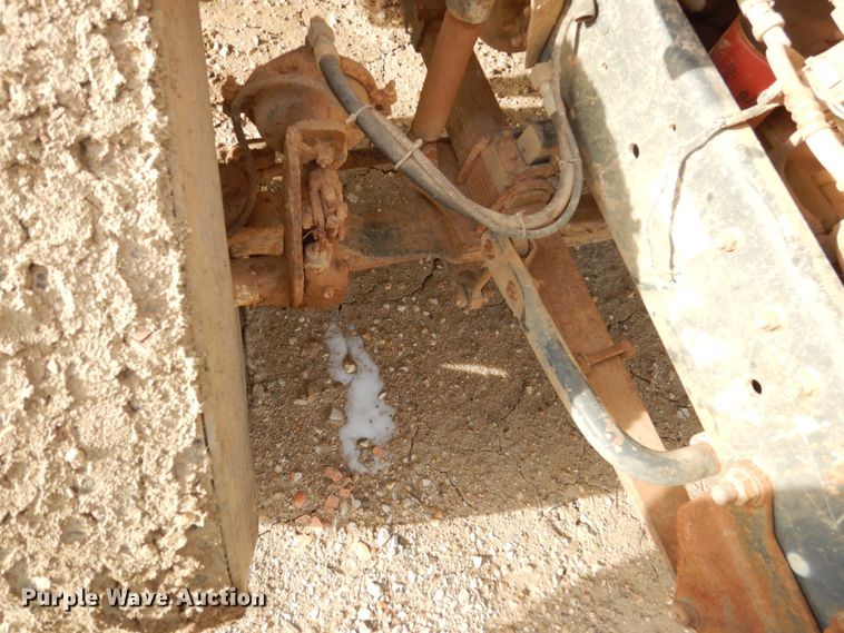 image for item FU9137 2000 Ford F650 Super Duty bucket truck