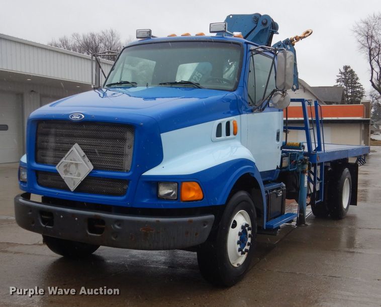 image for item FX9011 1997 Ford Louisville L8000 crane truck