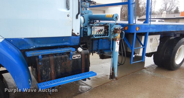 image for item FX9011 1997 Ford Louisville L8000 crane truck