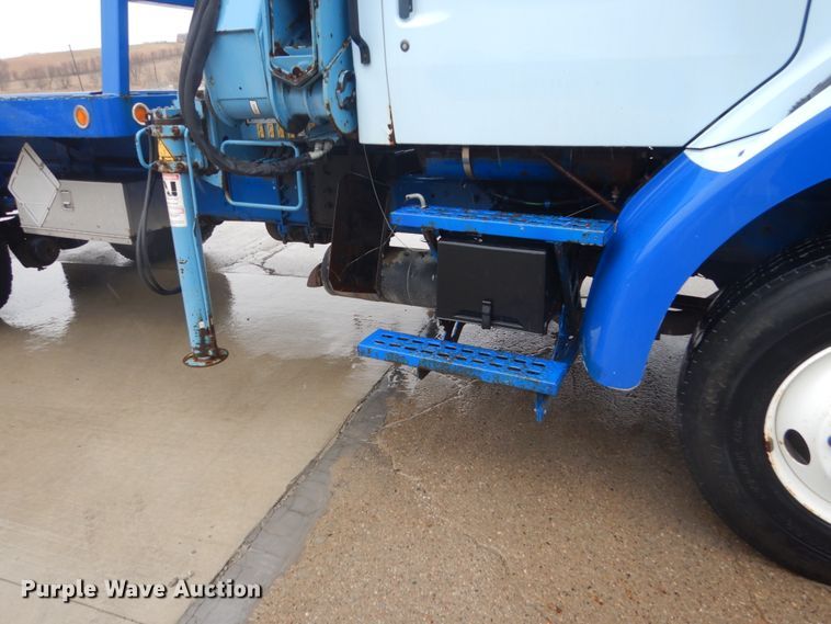 image for item FX9011 1997 Ford Louisville L8000 crane truck