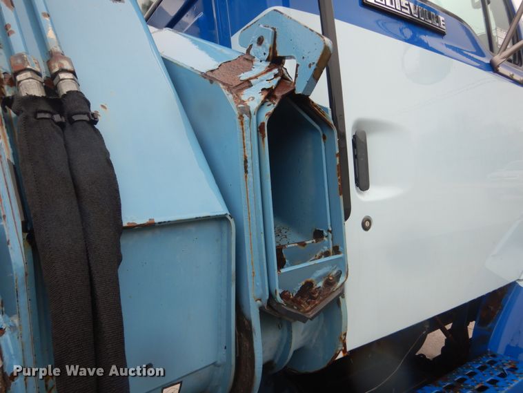 image for item FX9011 1997 Ford Louisville L8000 crane truck