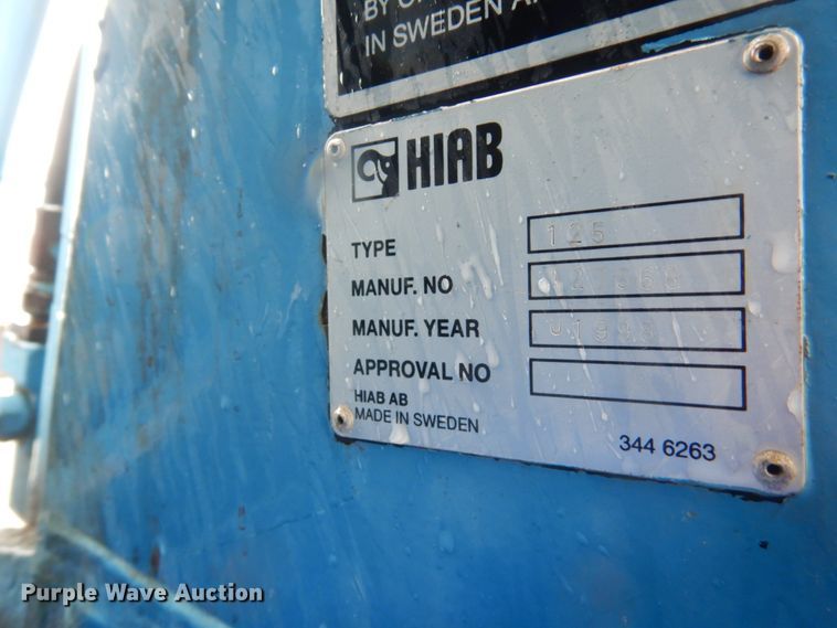 image for item FX9011 1997 Ford Louisville L8000 crane truck