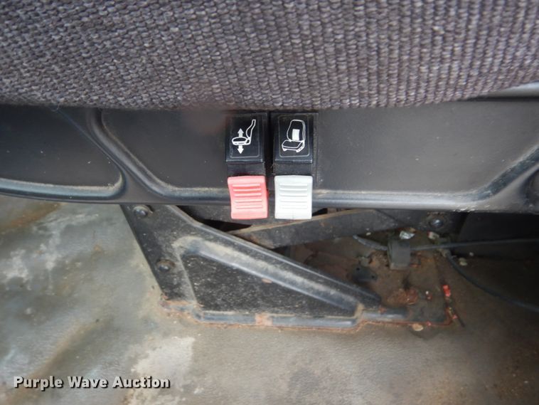 image for item FX9011 1997 Ford Louisville L8000 crane truck