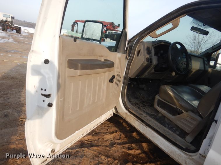 image for item FX9019 2008 Ford F250 Super Duty  Crew Cab pickup truck