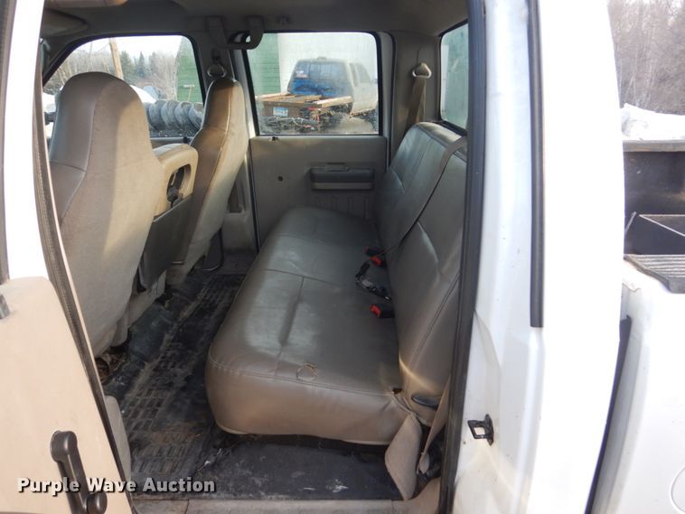 image for item FX9019 2008 Ford F250 Super Duty  Crew Cab pickup truck