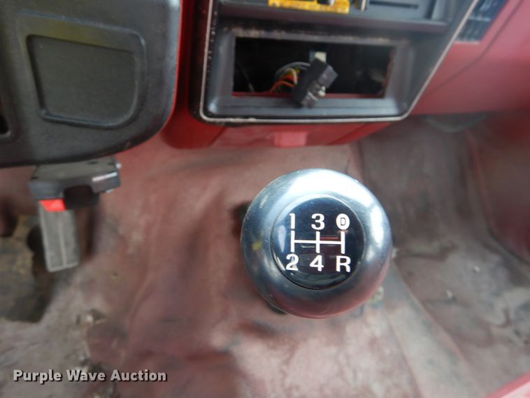 image for item GB9830 1988 Ford F350  Crew Cab flatbed pickup truck