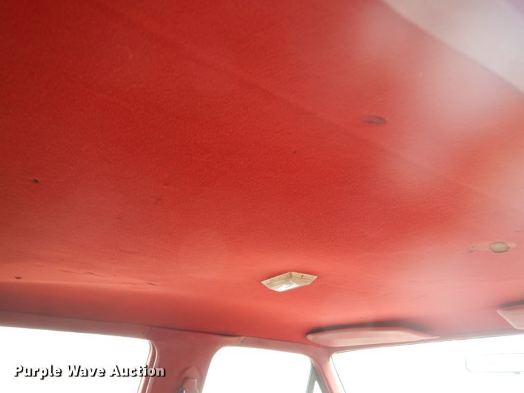 image for item GB9830 1988 Ford F350  Crew Cab flatbed pickup truck