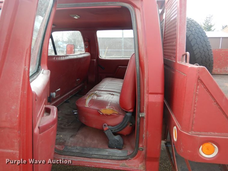 image for item GB9830 1988 Ford F350  Crew Cab flatbed pickup truck