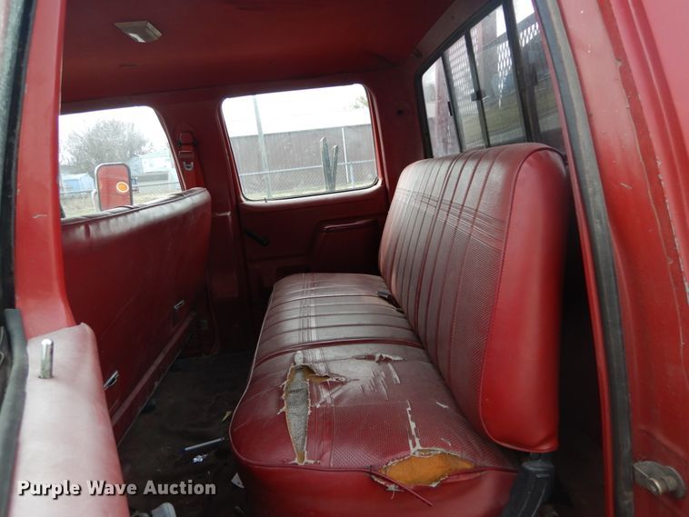 image for item GB9830 1988 Ford F350  Crew Cab flatbed pickup truck