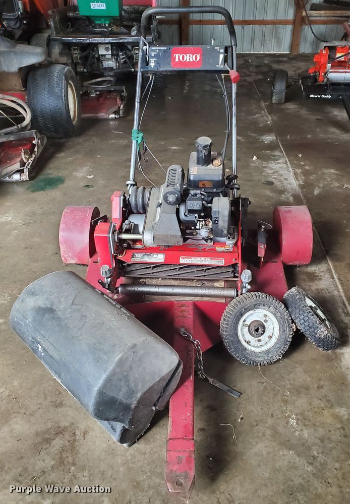 image for item GB9855 Toro Greensmaster 1000 greensmower