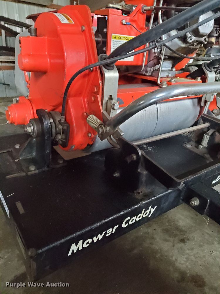 image for item GB9856 2005 Jacobsen Green King 518 greensmower