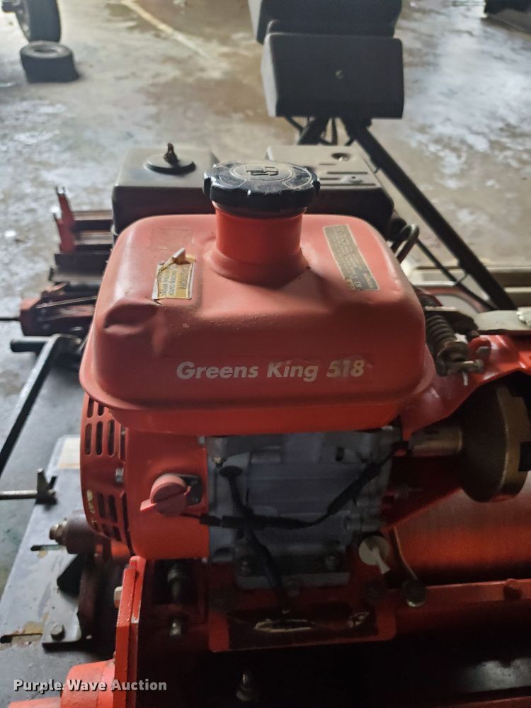 image for item GB9857 2005 Jacobsen Green King 518 greensmower