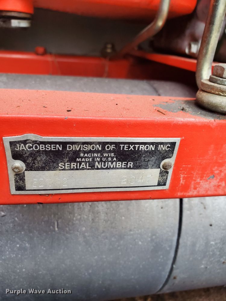 image for item GB9858 2005 Jacobsen Green King 518 greensmower