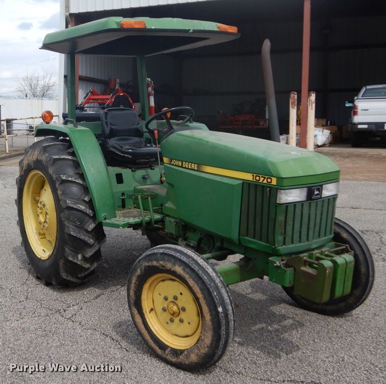 image for item GB9861 John Deere 1070 tractor