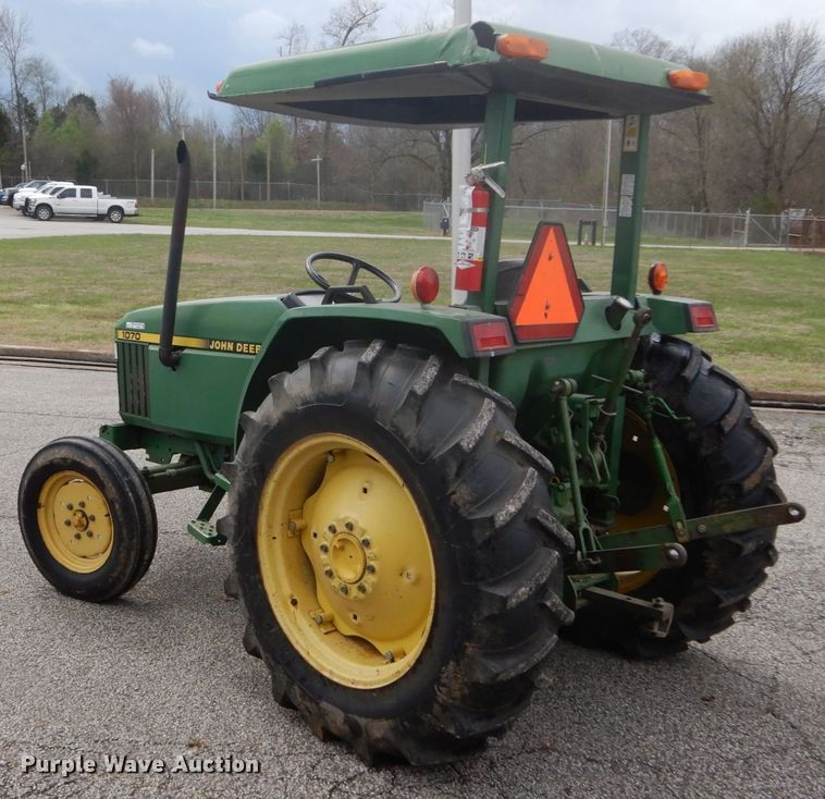 image for item GB9861 John Deere 1070 tractor