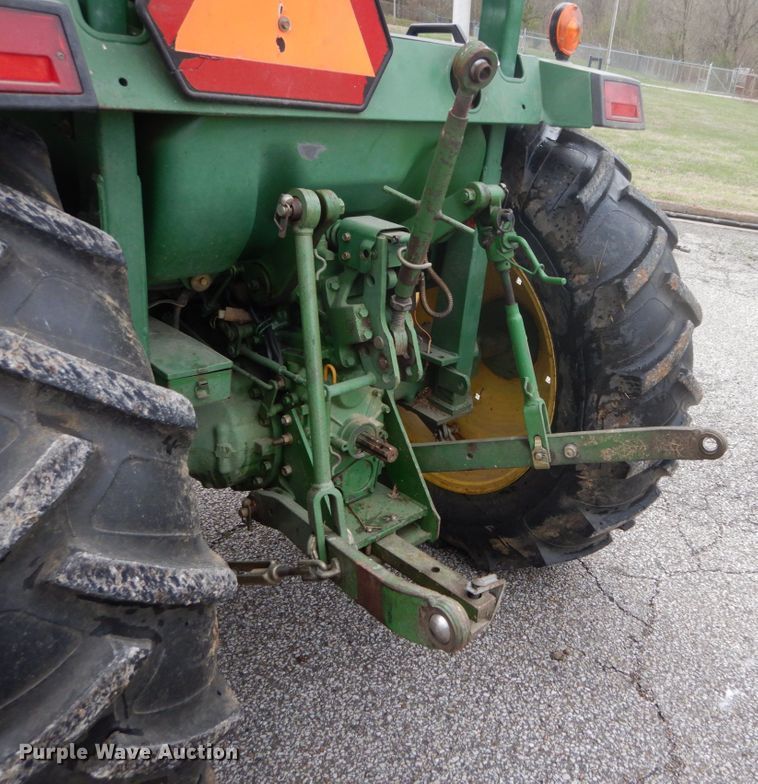 image for item GB9861 John Deere 1070 tractor