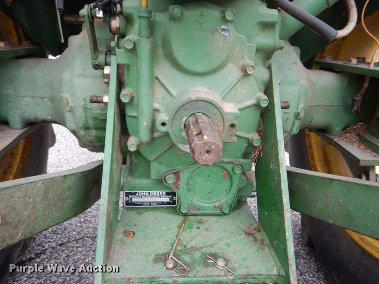 image for item GB9861 John Deere 1070 tractor