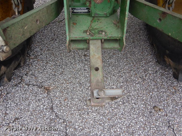 image for item GB9861 John Deere 1070 tractor