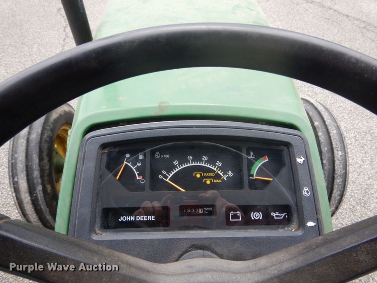 image for item GB9861 John Deere 1070 tractor