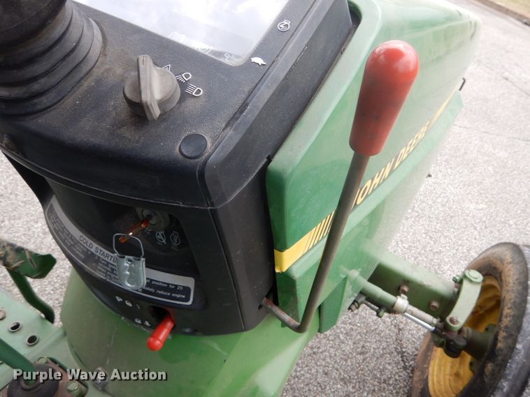 image for item GB9861 John Deere 1070 tractor