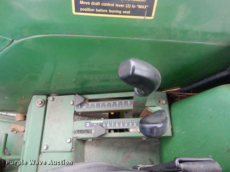 image for item GB9861 John Deere 1070 tractor