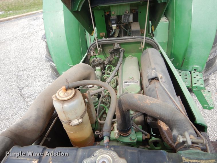 image for item GB9861 John Deere 1070 tractor