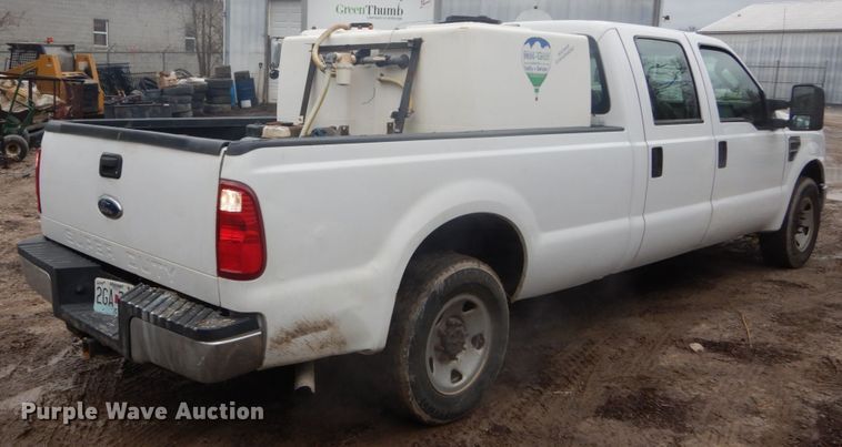 image for item GB9867 2010 Ford F250 Super Duty XL  Crew Cab pickup truck