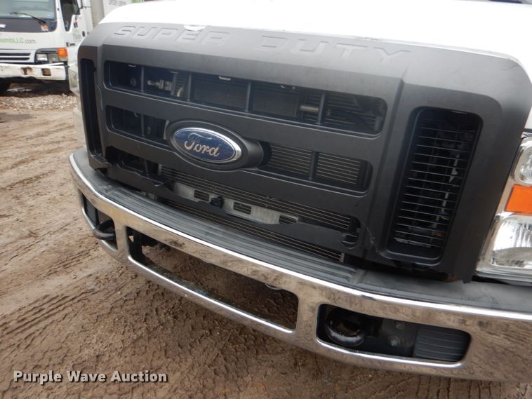 image for item GB9867 2010 Ford F250 Super Duty XL  Crew Cab pickup truck