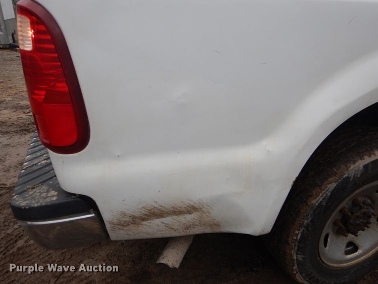 image for item GB9867 2010 Ford F250 Super Duty XL  Crew Cab pickup truck