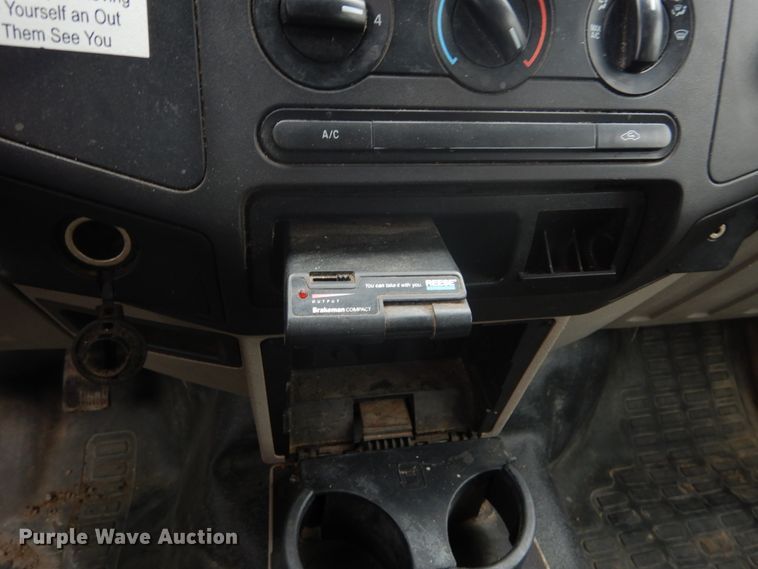 image for item GB9867 2010 Ford F250 Super Duty XL  Crew Cab pickup truck