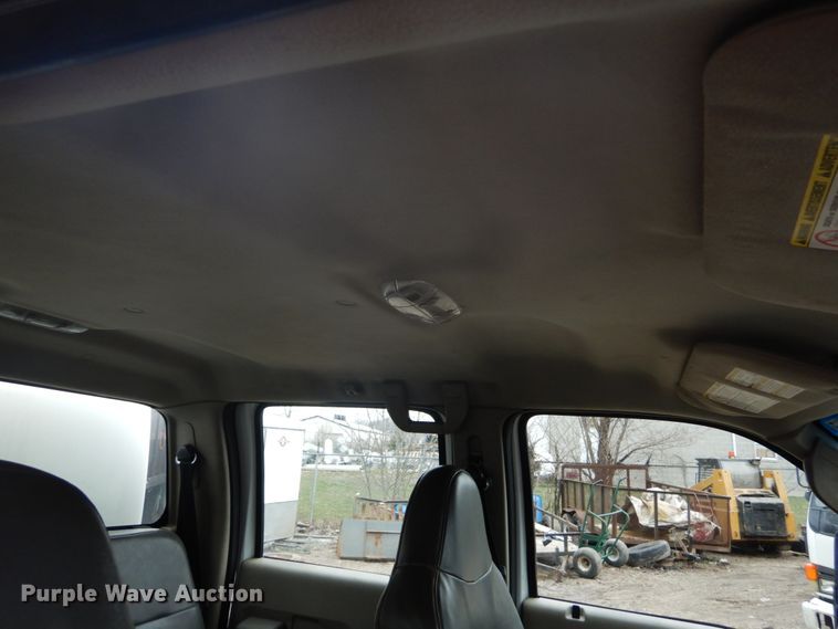 image for item GB9867 2010 Ford F250 Super Duty XL  Crew Cab pickup truck