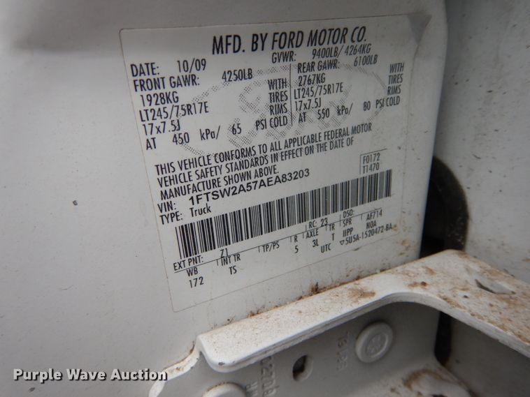 image for item GB9867 2010 Ford F250 Super Duty XL  Crew Cab pickup truck